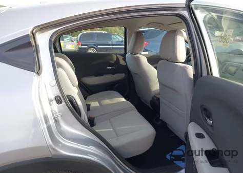 2022 Honda Hr-V Awd Lx z USA, uszkodzony, nr VIN 3CZRU6H34NM722860